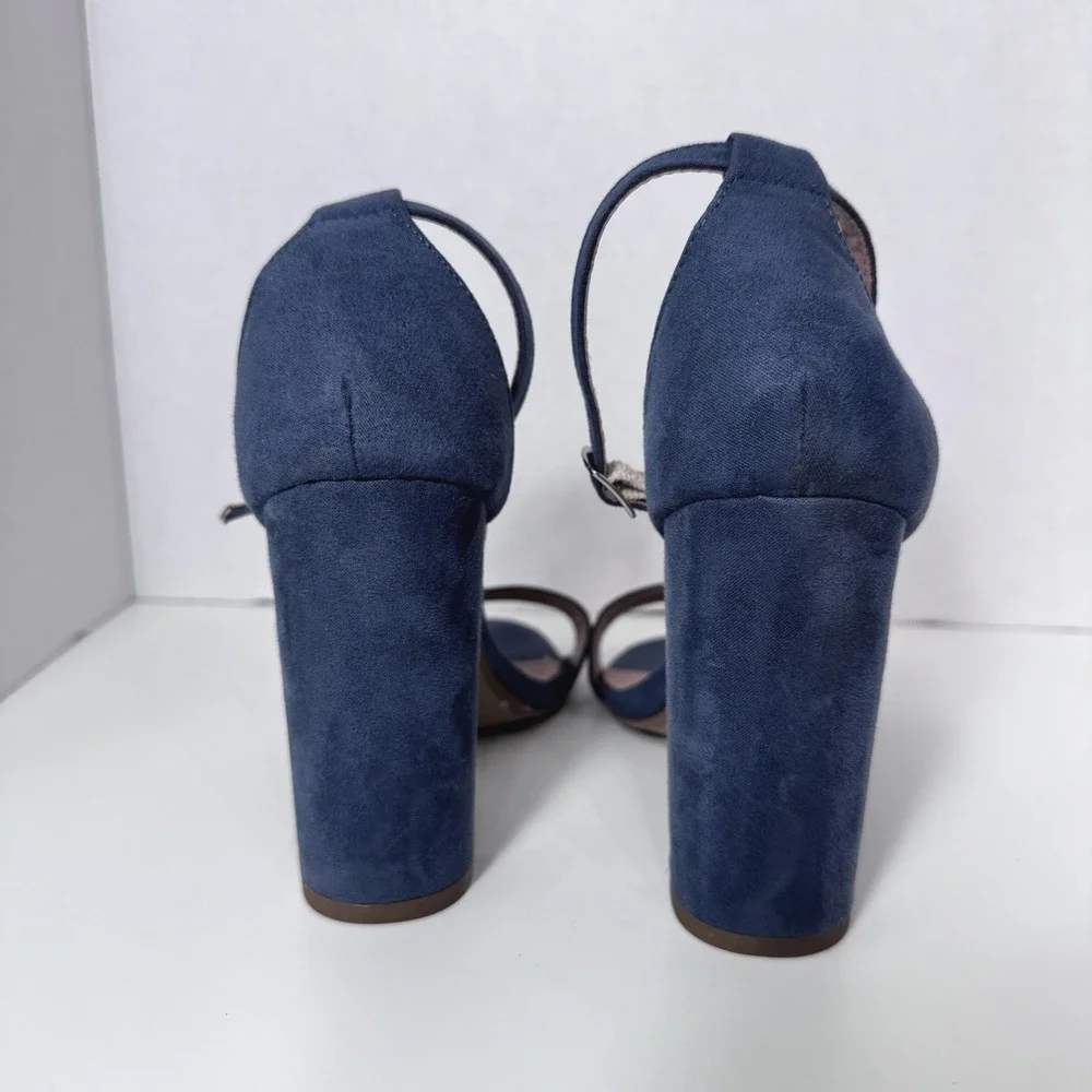Charlotte Russe Prom Chic Block Heel Ankle Strap Sandals Womens Size 8 Blue Shoe
